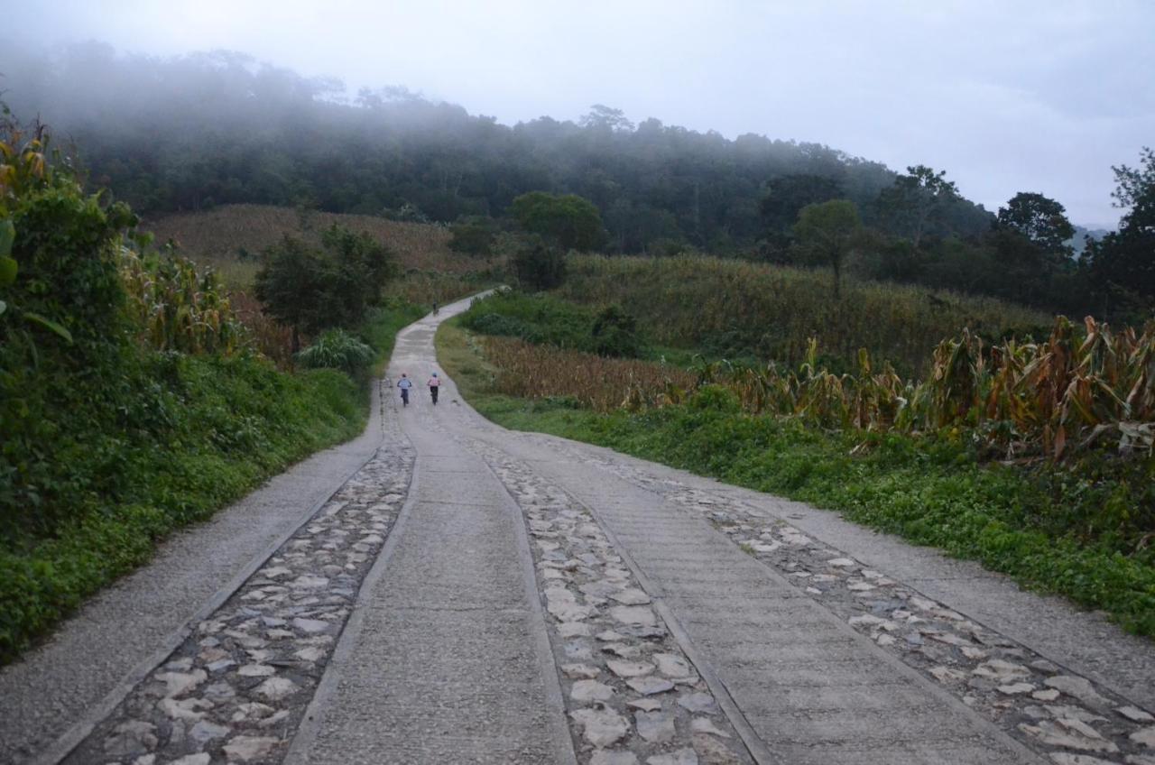 Ciudad De Las Rocas La Fortuna Gallo Giro Exteriör bild
